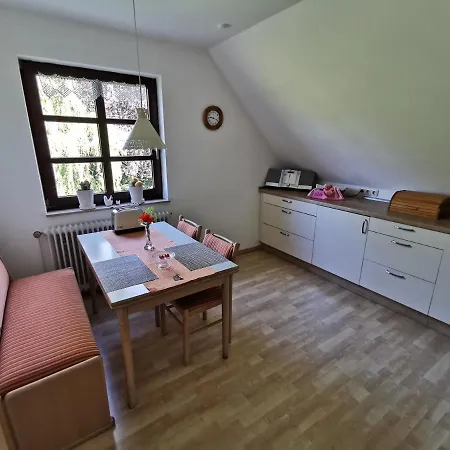 Appartement Kucks-ferienwohnung *